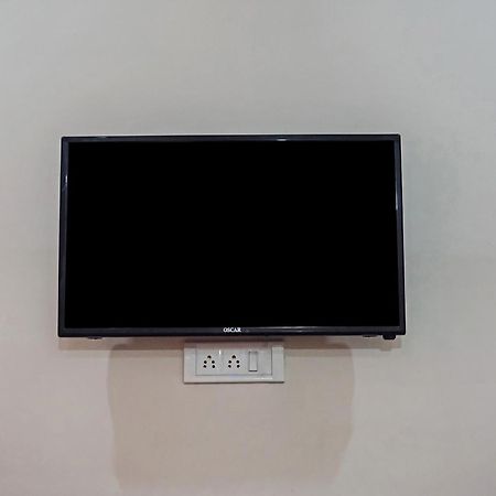 Hotel O Quadis Noida Ngoại thất bức ảnh