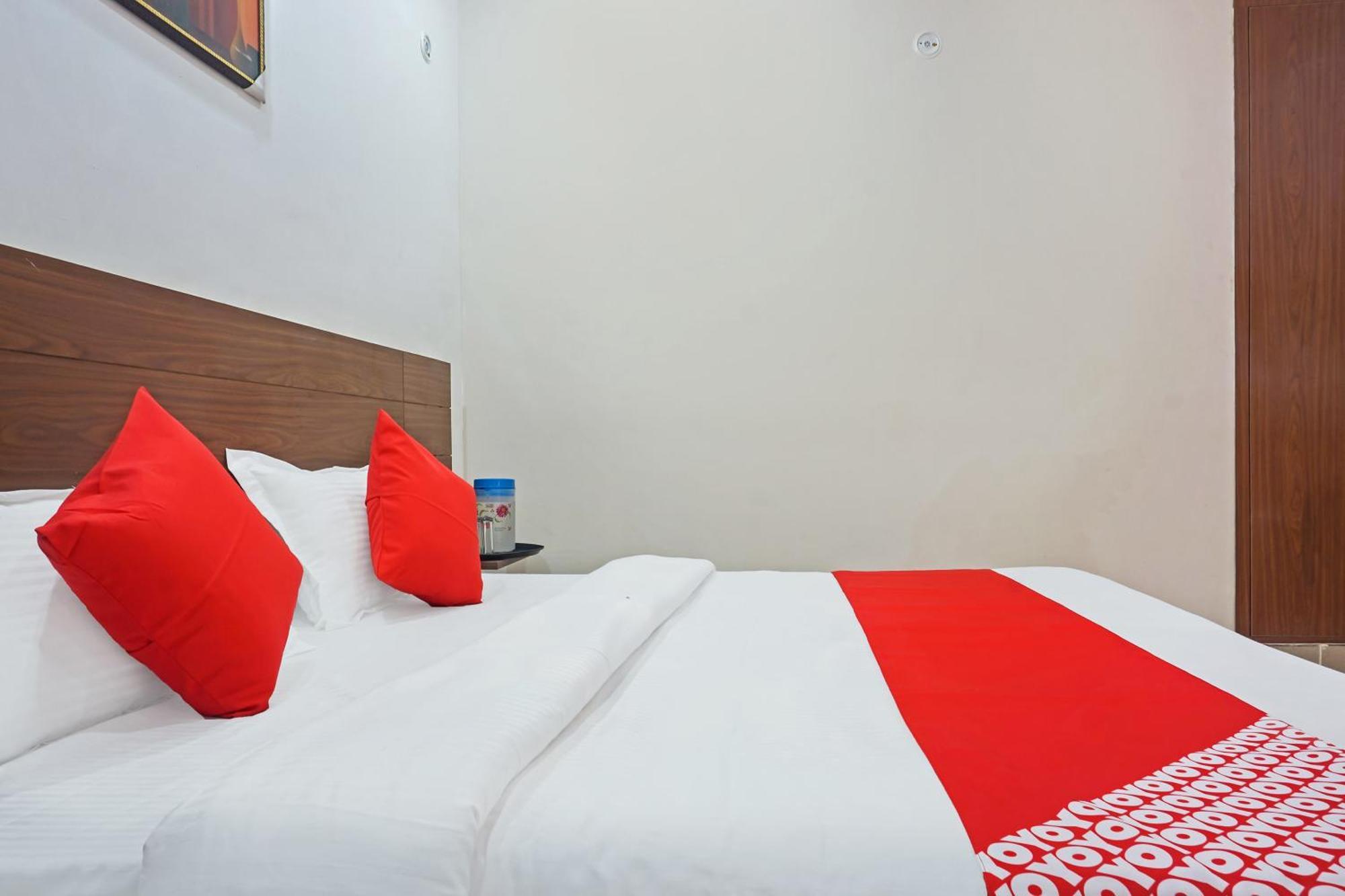 Hotel O Quadis Noida Ngoại thất bức ảnh